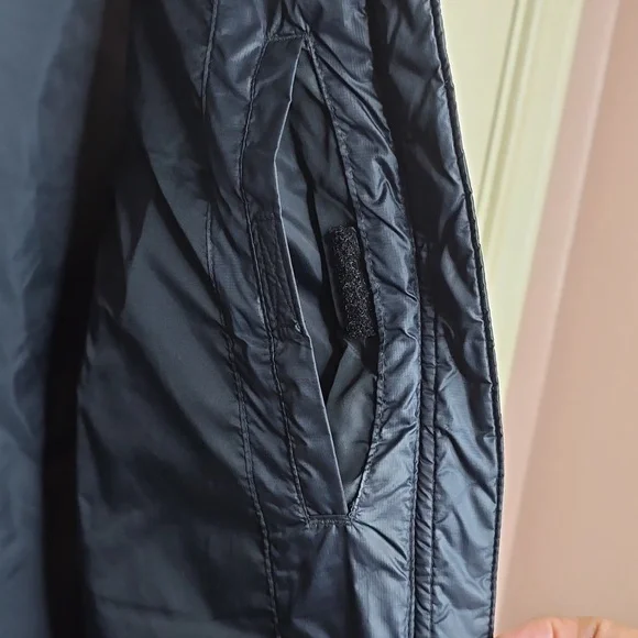 Columbia Black Quilted Jacket - Picture 4 of 10